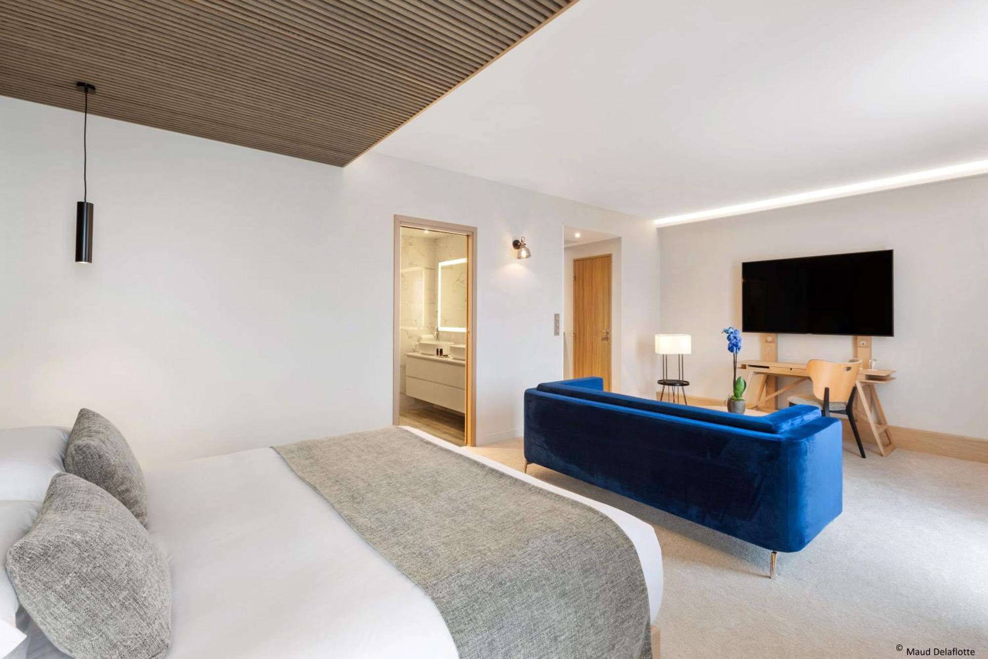 Suite Lit King-Size avec Balcon - Vue sur Rivière
